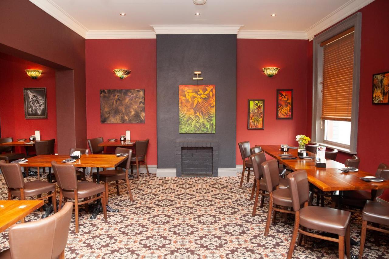 Royal Hotel Синглтон Экстерьер фото