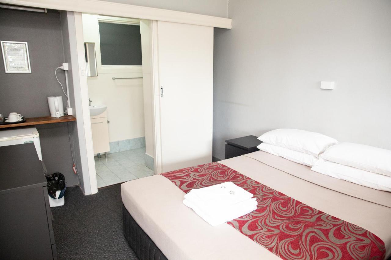 Royal Hotel Синглтон Экстерьер фото