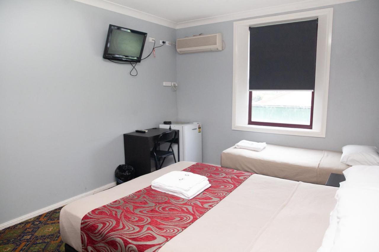Royal Hotel Синглтон Экстерьер фото